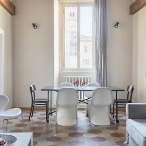  Apartment Mami's Trastevere With Private Terrace