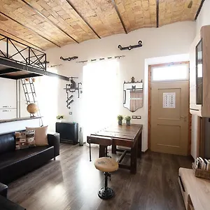  Apartment House Borgo Pio 195