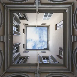 Apartment Affrescato 180mq In Palazzo Del 600 A 